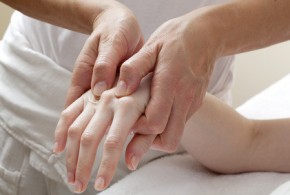 2. Shiatsu de la main : étapes à suivre